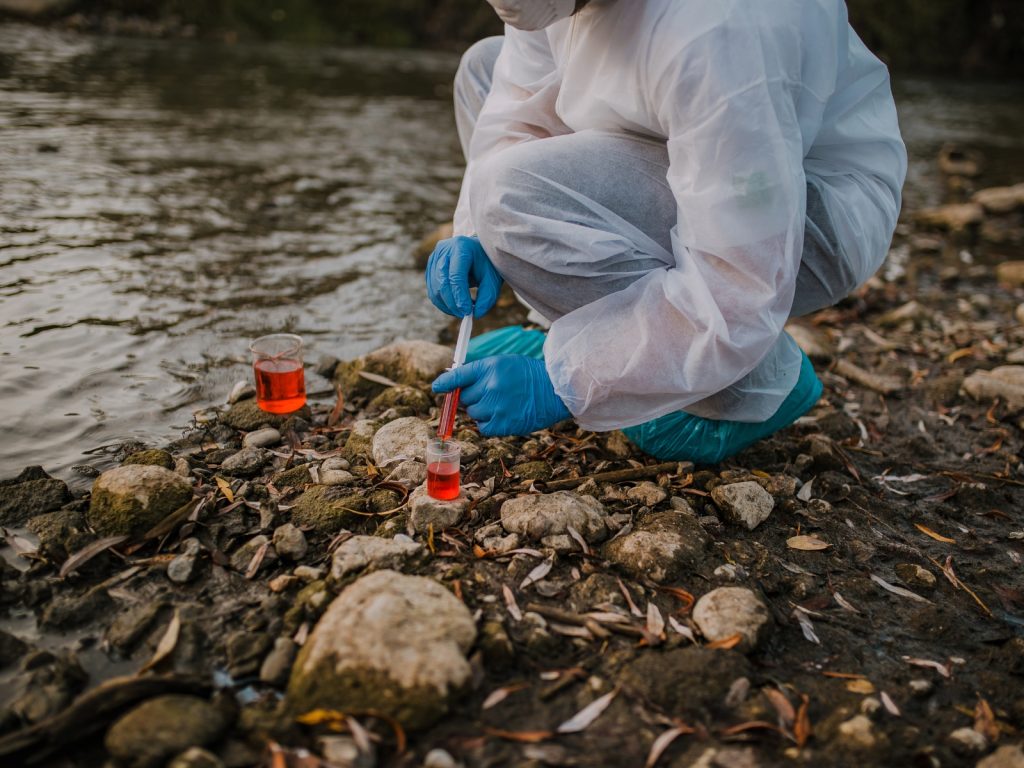 Análisis Físico - Químico y bacteriológico de muestras de agua (1)